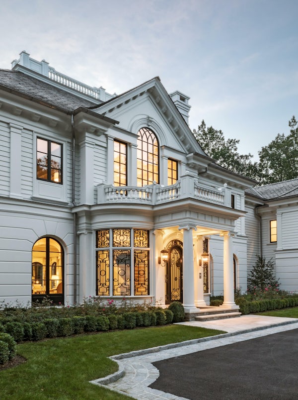 We are leaders
in exterior millwork.