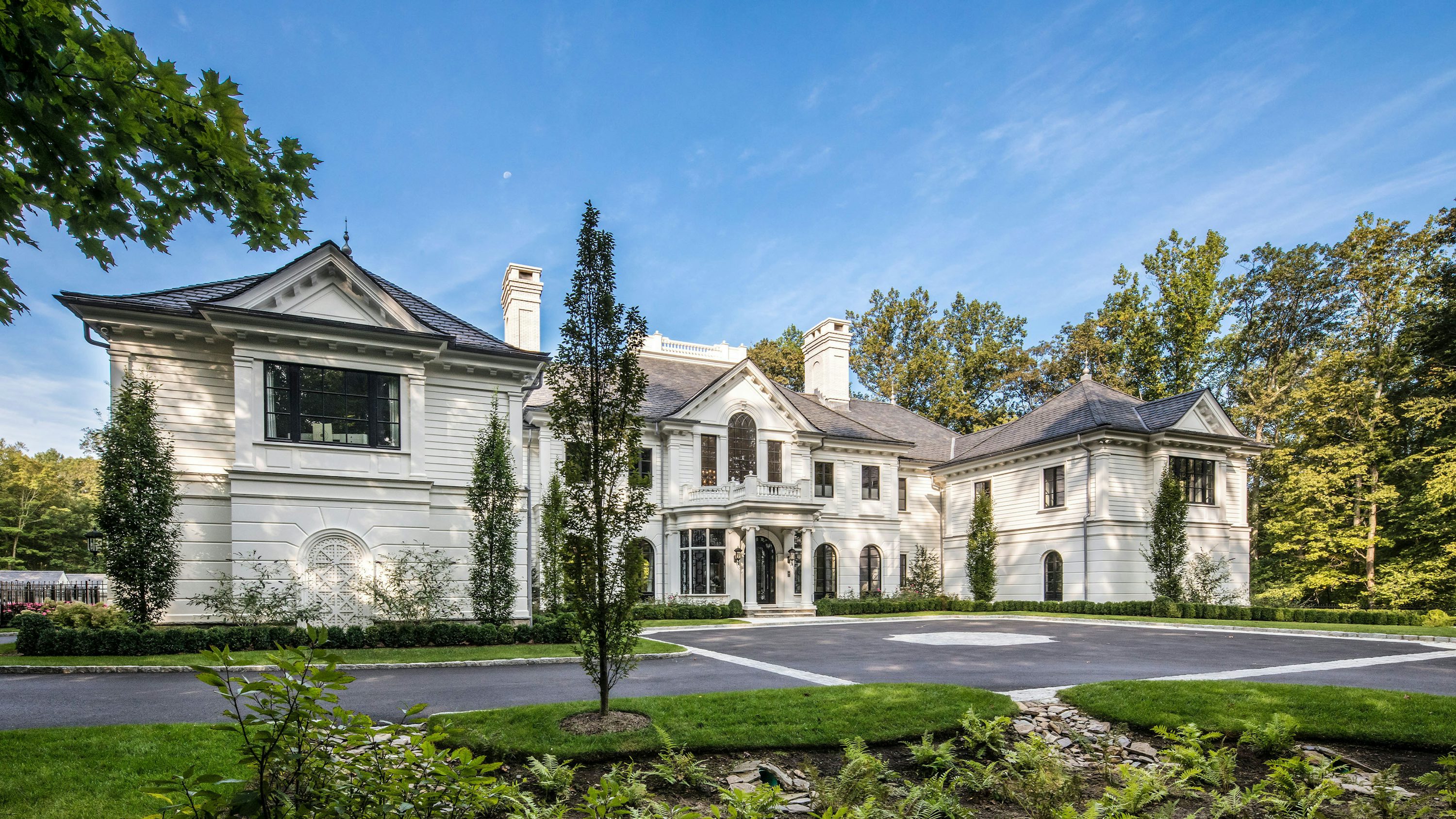 Maounis Residence.jpg