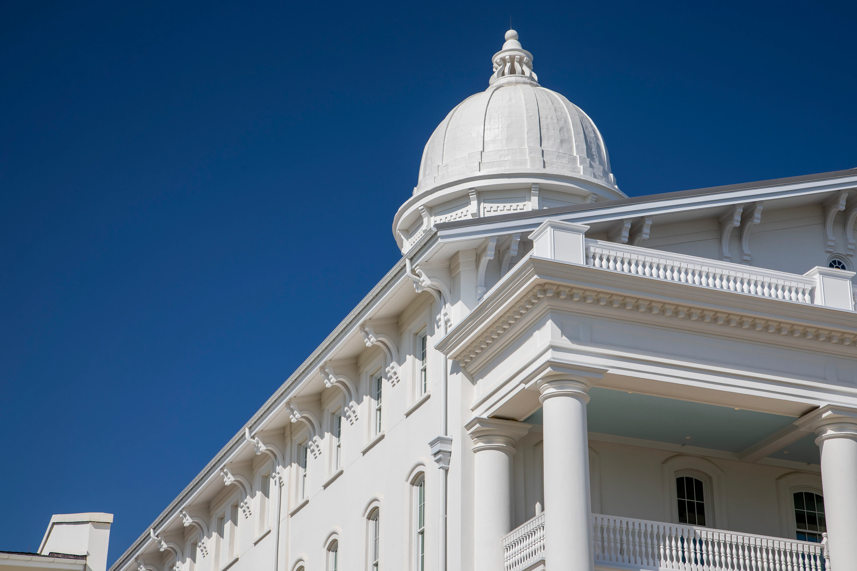 Bryce Building University of Alabama Bryce Main | Decoro Building Products